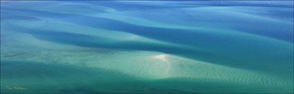 Sand Patterns - Platypus Bay  Hervey Bay - Fraser Island - QLD (PBH4 00 17832)